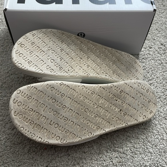 Lululemon restfeel women’s slide sandals - Picture 5 of 7